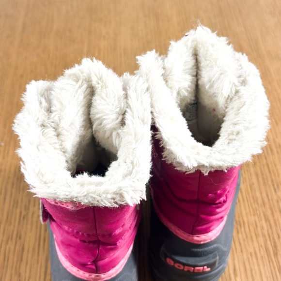 Sorel Snow Boots Toddler Size 8 - Picture 5 of 8